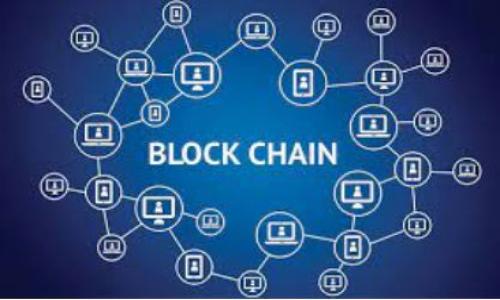 为了将您的资金从某个平台提取到TP钱包，您需要按照一系列步骤进行操作。以下是一个详细的流程，帮助您理解如何安全、高效地完成这一操作。

步骤一：确认您的TP钱包已创建并激活
在进行任何资金转移之前，确保您已经成功创建并激活了TP钱包。您可以在TP钱包的官方网站或相关应用市场下载TP钱包的应用程序，并根据提示完成注册。

步骤二：进入您需要提取资金的平台账户
登录您希望将资金提取至TP钱包的平台账户。此平台可以是交易所、在线支付平台或任何其他支持数字资产转账的网站。确保您输入的账户信息正确无误，以避免任何转账错误。

步骤三：确认提取的金额和转账地址
在您的平台账户中找到“提取”或“提现”的选项。根据您所需提取的金额，确保您检查转账的相关费用，并在TP钱包中找到您的钱包地址。一般情况下，TP钱包会在首页或者钱包的设置中显示您的钱包地址，您需要复制这一地址。

步骤四：选择合适的转账网络
在某些平台上，您需要选择使用的转账网络，例如Ethereum网络或其他可用的区块链网络。确保您选择的网络与您的TP钱包支持的网络相兼容，避免因为网络不匹配而导致资产无法到账。

步骤五：提交提取申请
在确认无误后，将TP钱包地址粘贴到平台的相应字段中，并输入您想提取的金额。再次检查所有信息的准确性，然后提交提取申请。在某些情况下，您可能需要进行双重验证，例如输入验证码或邮件确认，以确保交易的安全性。

步骤六：耐心等待资金到账
提交提现申请后，您需要耐心等待资金到账。提取时间可能受制于多种因素，包括平台的处理速度、网络拥堵情况等。通常，资金在提交申请后的几分钟到几小时内会到账，但在某些情况下也可能需要更长时间。

步骤七：确认交易状态
一旦资金到达您的TP钱包，系统会发送通知。您可以在TP钱包中查看交易记录，以确认转账是否成功。如果在预期时间内没有收到资金，您可以联系平台的客服进行查询。

---

总结
通过上述步骤，您可以成功将资金从一个平台提取到TP钱包。确保在每一步都仔细核对相关信息，以避免不必要的损失。同时，保持钱包的安全和私密，避免泄露钱包地址和私钥。

可能相关问题： 
1. 什么是TP钱包，如何使用？
2. 提现金额限制通常有哪些？
3. 提现过程中可能出现哪些问题？
4. TP钱包是否支持多种加密货币？
5. 如何保障TP钱包的安全性？

接下来我将详细回答这些相关问题。